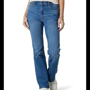 Wrangler high rise bolt boot jeans